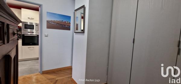 Appartement 3 pièces de 66 m² à Paris (75012)