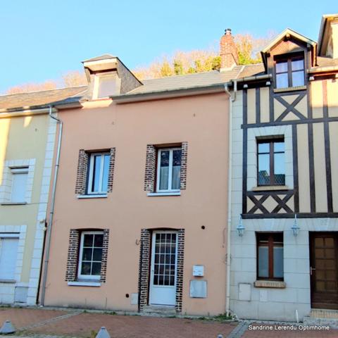 Maison de ville rénovée – Décoration tendance & coup de cœur assuré – 5 pièces Amfreville-la-Mivoie- Accès direct Rouen Rive droite