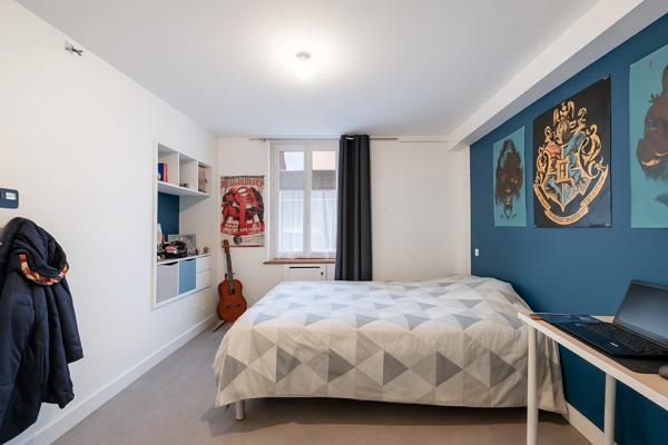 Maison de ville rénovée – Décoration tendance & coup de cœur assuré – 5 pièces Amfreville-la-Mivoie- Accès direct Rouen Rive droite