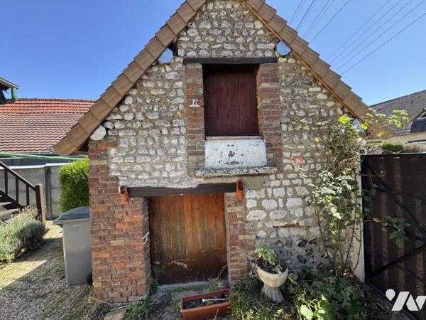 Maison mitoyenne à rénover au Vaudreuil