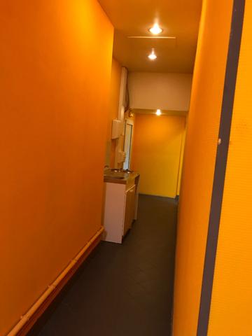 A VENDRE -BUREAUX / SURFACE DE VENTE / STOCKAGE - CENTRE VILLE FOURCHAMBAULT