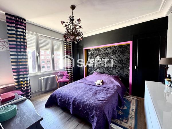Lille T4 – 101 m², vue Treille, gares à 6 minutes à pied