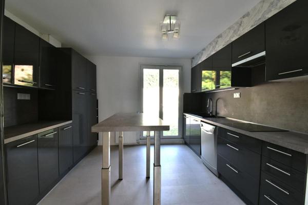 Maison semi-plain-pied individuelle, La Bassée, 7 pièce(s), 146 m2