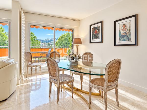 Appartement 4 pièces à vendre avec vue marina et mer à Mandelieu La Napoule
