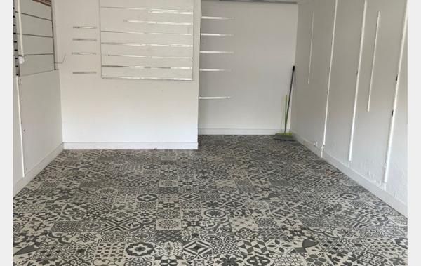 Vente Local commercial murs sans fonds Le grau-du-roi   