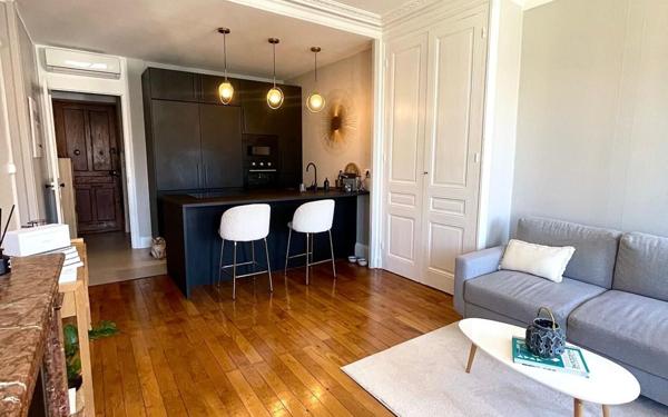 Appartement à louer    2 pièces • 48,51 m2 Lyon 6