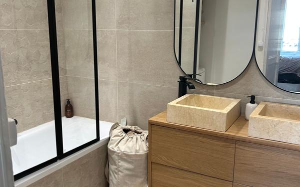 Appartement à louer    2 pièces • 48,51 m2 Lyon 6