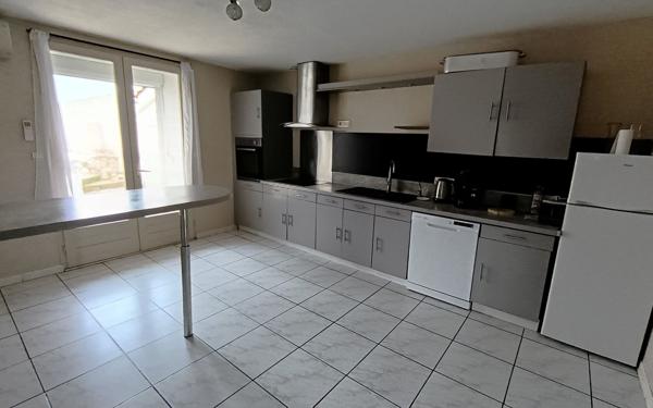 Maison à vendre    7 pièces •  Sainte-Soulle