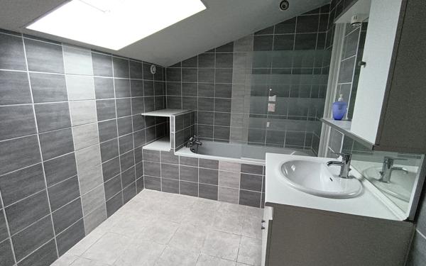 Maison à vendre    7 pièces •  Sainte-Soulle