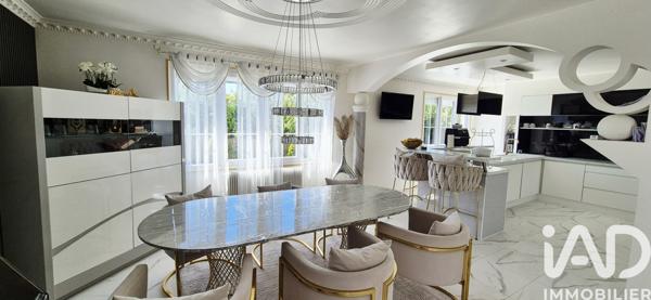 Maison à vendre 6 pièces 245 m² Saint-Germain
