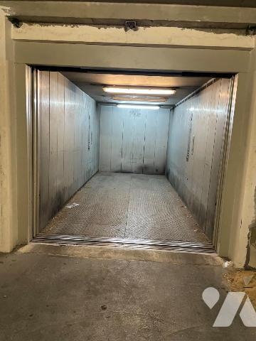 Emplacement de voiture