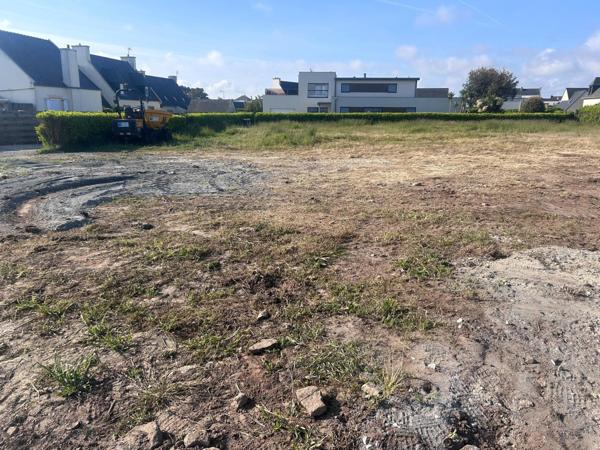 TERRAIN CONSTRUCTIBLE DE 656 M2 HORS LOTISSEMENT
