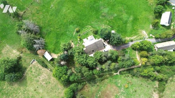 MAISON D'ARCHITECTE EN PIERRE SUR 5 HECTARES - SAINT ALBAN SUR LIMAGNOLE (LOZERE)