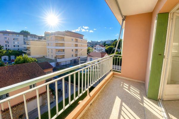 Appartement Mandelieu La Napoule 3 pièce(s) 66 m2