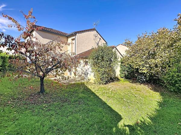 Maison sur Pradines avec 3 chambres et garage