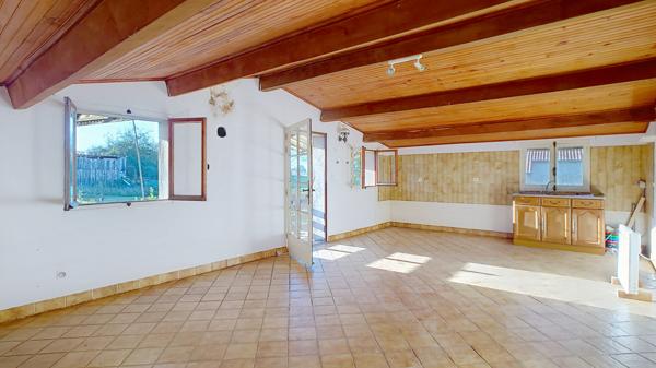 Maison à vendre à Nérac - 3 pièces avec garage et jardin