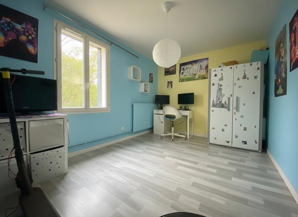 F4 AVEC JARDIN 390 m² ? RÉSIDENCE DE STANDING