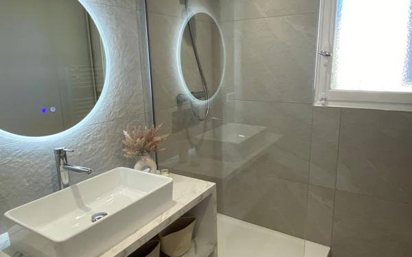 Appartement à vendre    3 pièces • 57 m2 Six-Fours-les-Plages