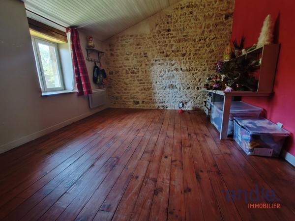 Maison en pierre - 30 min de Poitiers - 182 m2