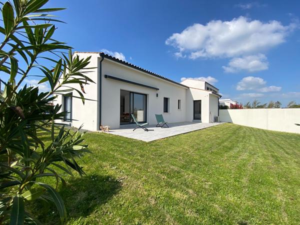 17640 VAUX SUR MER VAUX SUR MER, Superbe VILLA contemporaine