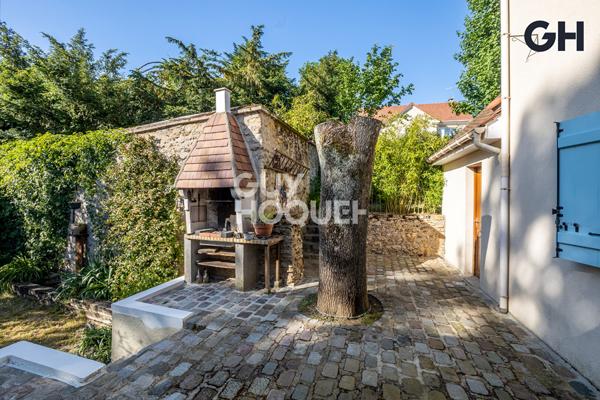 MAISON FAMILIALE (d'environ 125 m²) à SOISY SUR SEINE proche centre ville