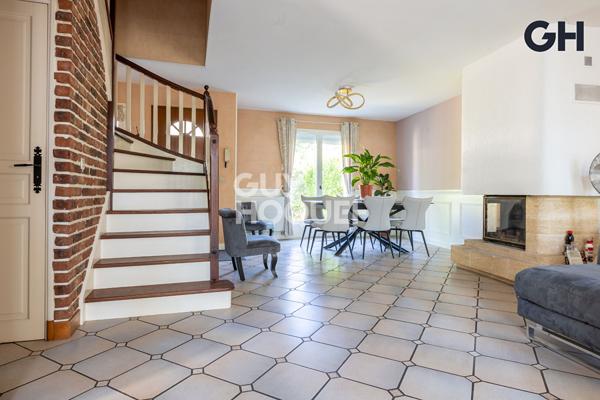 MAISON FAMILIALE (d'environ 125 m²) à SOISY SUR SEINE proche centre ville