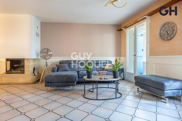 MAISON FAMILIALE (d'environ 125 m²) à SOISY SUR SEINE proche centre ville