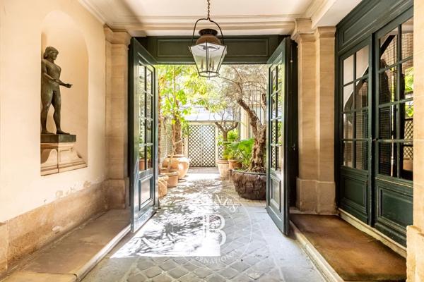Paris 1er, Appartement 3 Chambres -  163 m² à vendre