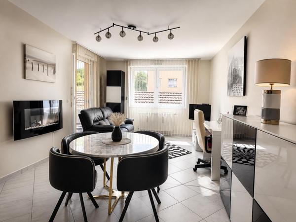 Appartement 3 chambres terrasse garage double