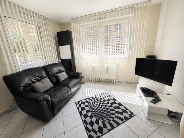 Appartement 3 chambres terrasse garage double