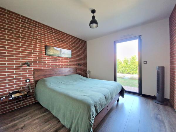 Forges (17290) Maison contemporaine de plain pied en exclusivité sur la commune de Forges