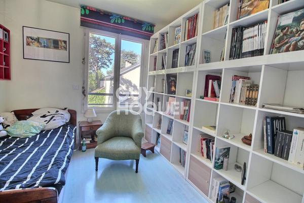 Chaville rive droite, un appartement 5  pièces  de 127 m²