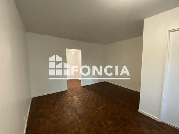 Location Appartement 2 pièces 51.78 m² - 8 RESIDENCE LA THEUILLERIE Ris Orangis 91130