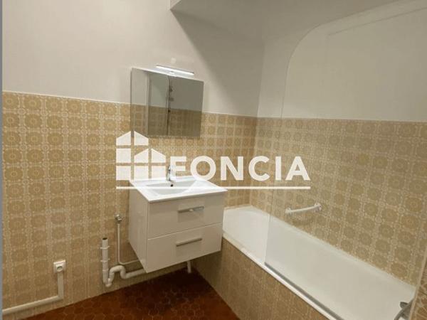 Location Appartement 2 pièces 51.78 m² - 8 RESIDENCE LA THEUILLERIE Ris Orangis 91130