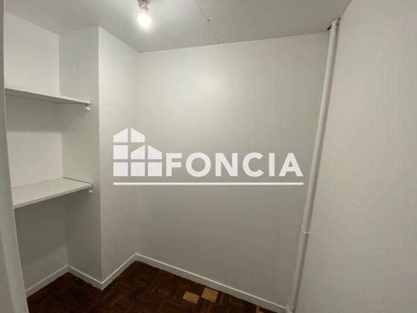 Location Appartement 2 pièces 51.78 m² - 8 RESIDENCE LA THEUILLERIE Ris Orangis 91130