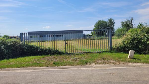 Terrain constructible à ROSIERES EN SANTERRE (80170)