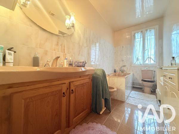 Maison à vendre 6 pièces 107 m² Saint-Denis