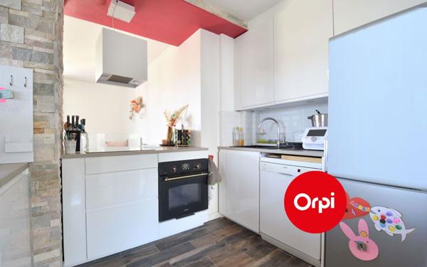 Appartement à louer    4 pièces •  Oullins