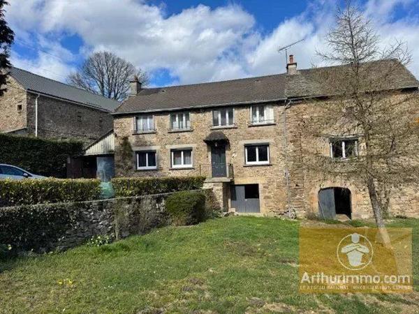 Vente                                                      Ferme
                        
                     9 pièces                      161 m2                     à Ségur