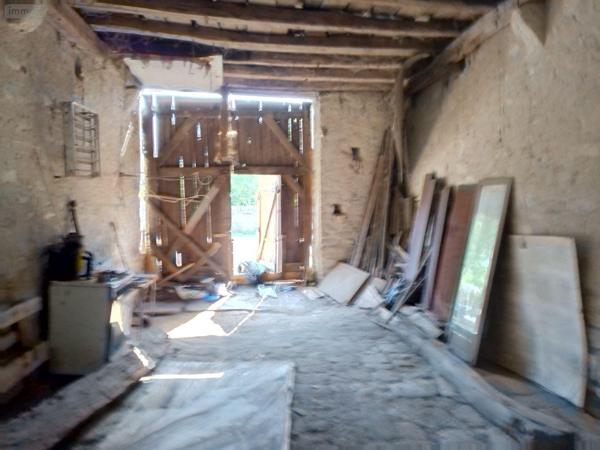 Garage - Parking à vendre à Châteauneuf-sur-Cher dans le Cher (18190), ref : LA/14