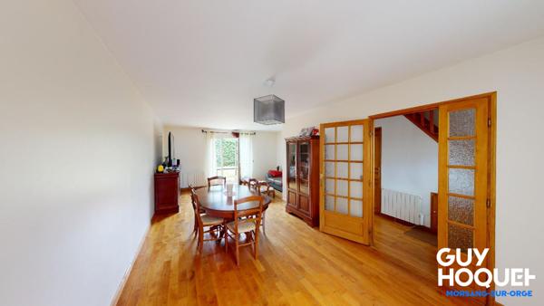 Maison 7 pièces 5 chambres à MORSANG SUR ORGE (91390)