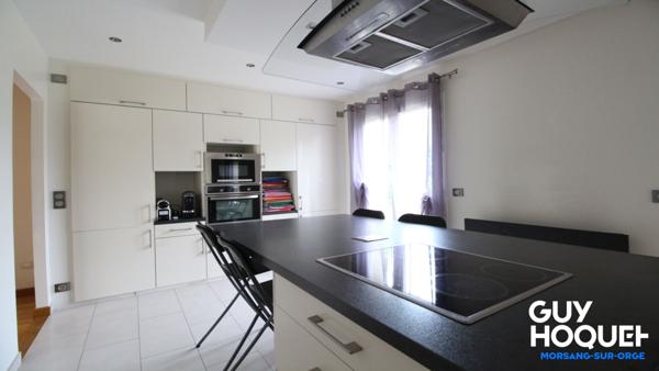 Maison 7 pièces 5 chambres à MORSANG SUR ORGE (91390)