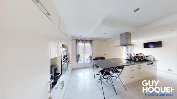 Maison 7 pièces 5 chambres à MORSANG SUR ORGE (91390)