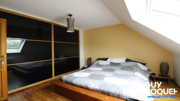 Maison 7 pièces 5 chambres à MORSANG SUR ORGE (91390)