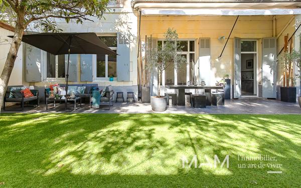 PARADIS/LORD DUVEEN 13008 - T5 HAUSSMANNIEN D'EXCEPTION - TERRASSE & JARDIN - DÉPENDANCES - GARAGE,