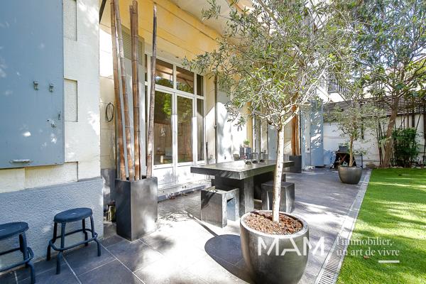 PARADIS/LORD DUVEEN 13008 - T5 HAUSSMANNIEN D'EXCEPTION - TERRASSE & JARDIN - DÉPENDANCES - GARAGE,