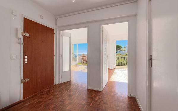 Appartement à vendre    3 pièces • 60,51 m2 Nice
