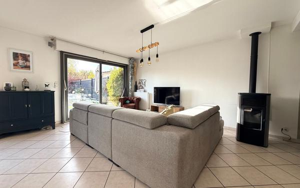 Maison à louer    5 pièces •  Quesnoy-sur-Deûle