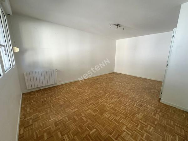 Appartement T2 Villeurbanne 51m2, TOTEM LIMITE LYON 3, garage