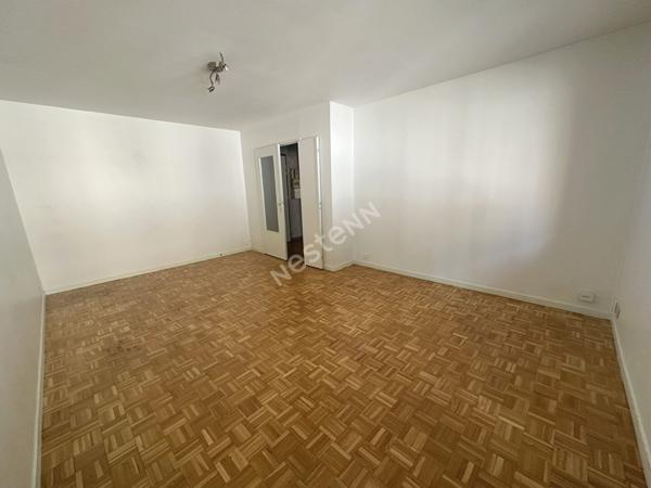 Appartement T2 Villeurbanne 51m2, TOTEM LIMITE LYON 3, garage